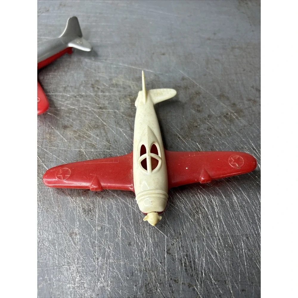 Hubley planes are